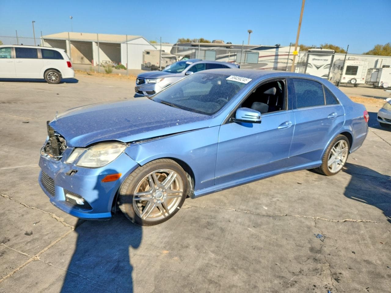Mercedes-Benz E-klasse 2010 z USA