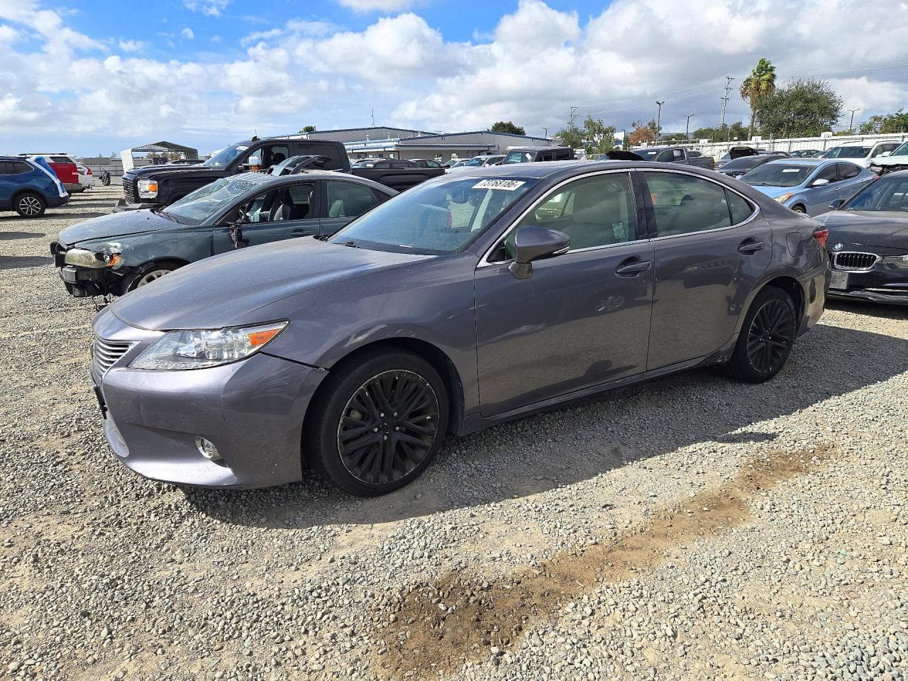 Lexus ES 2015 z USA