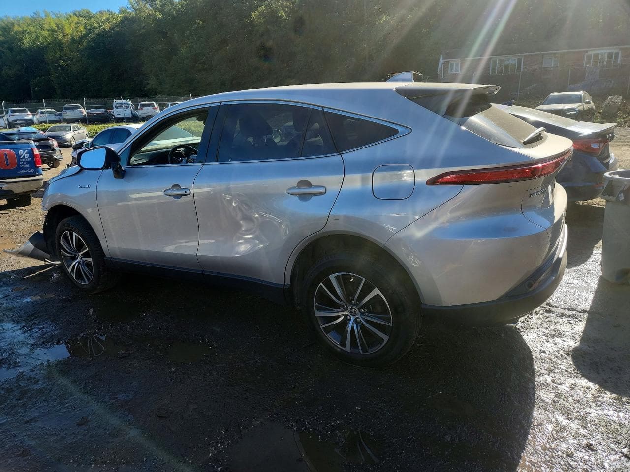 2021 Toyota Venza Le - foto 2