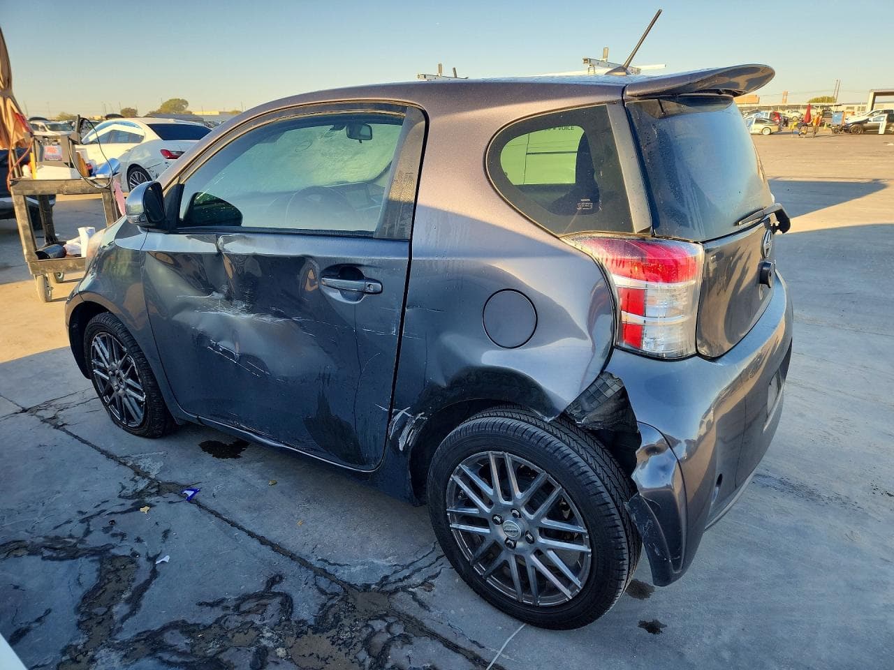 2012 Scion Iq Base - foto 2