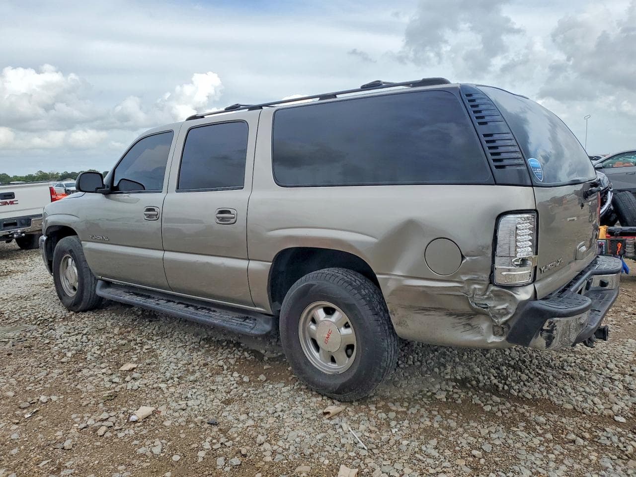 2003 GMC Yukon Xl C1500 - foto 2