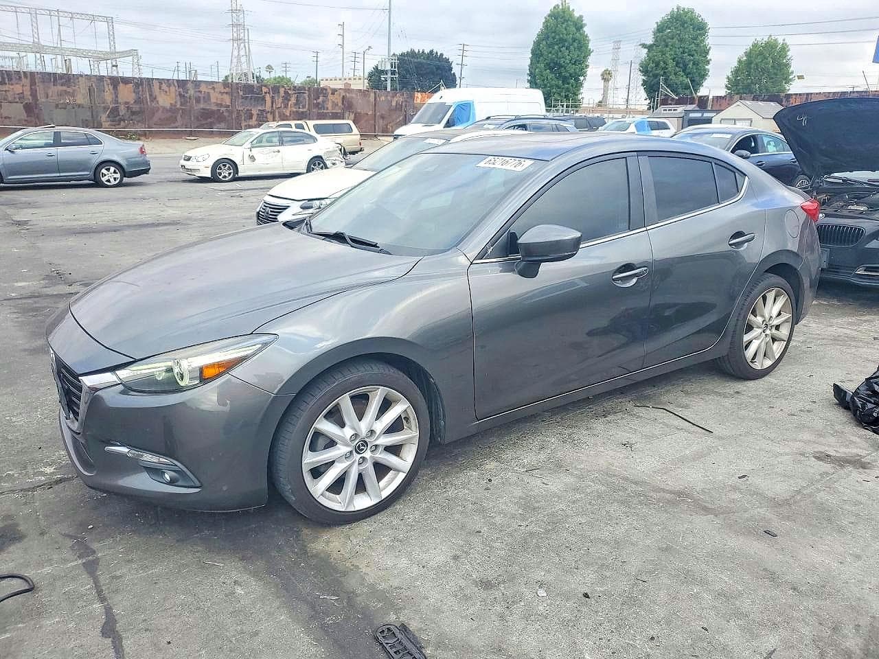 Mazda 3 2017 z USA