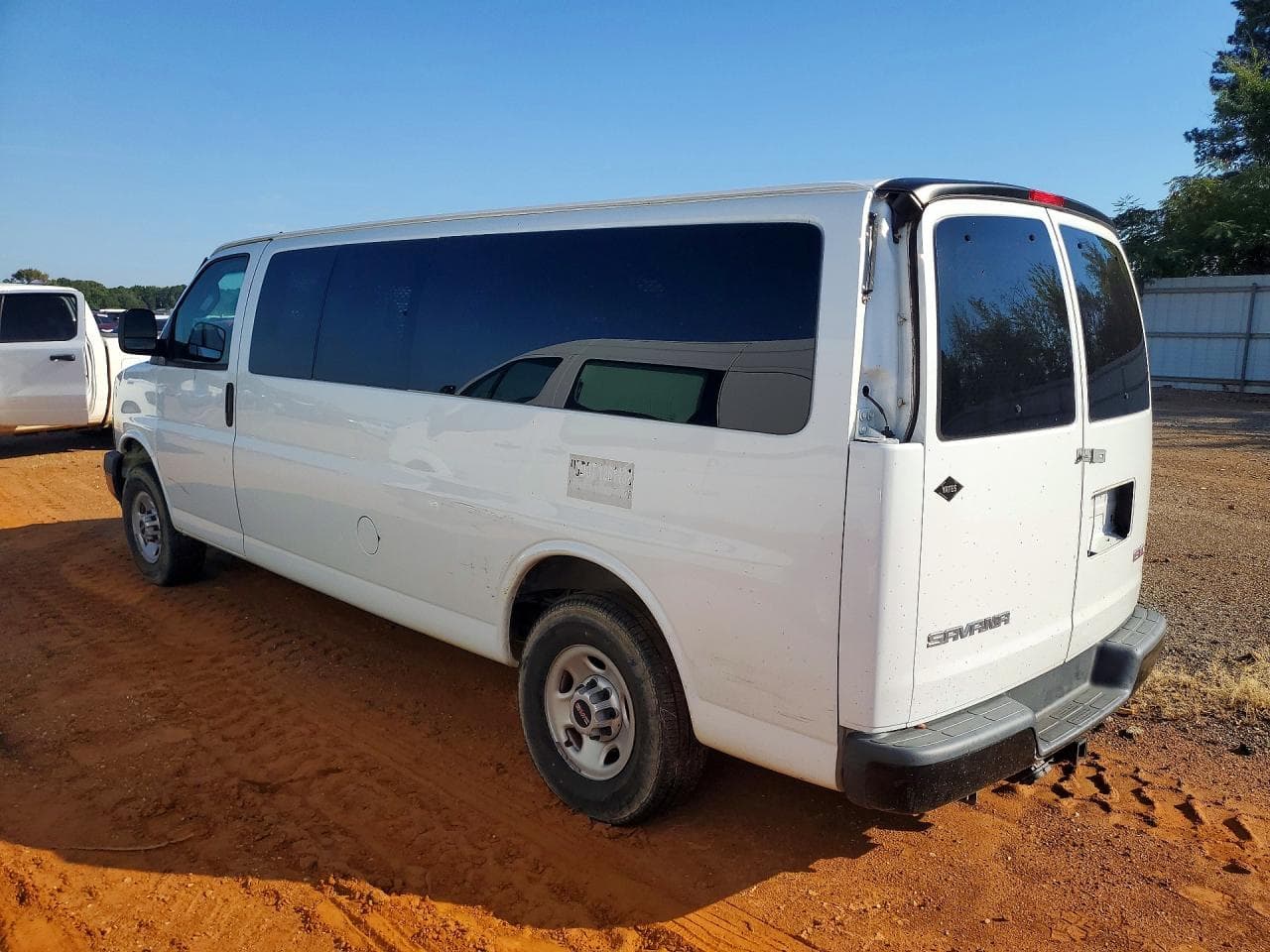 2020 GMC Savana G3500 Ls - foto 2