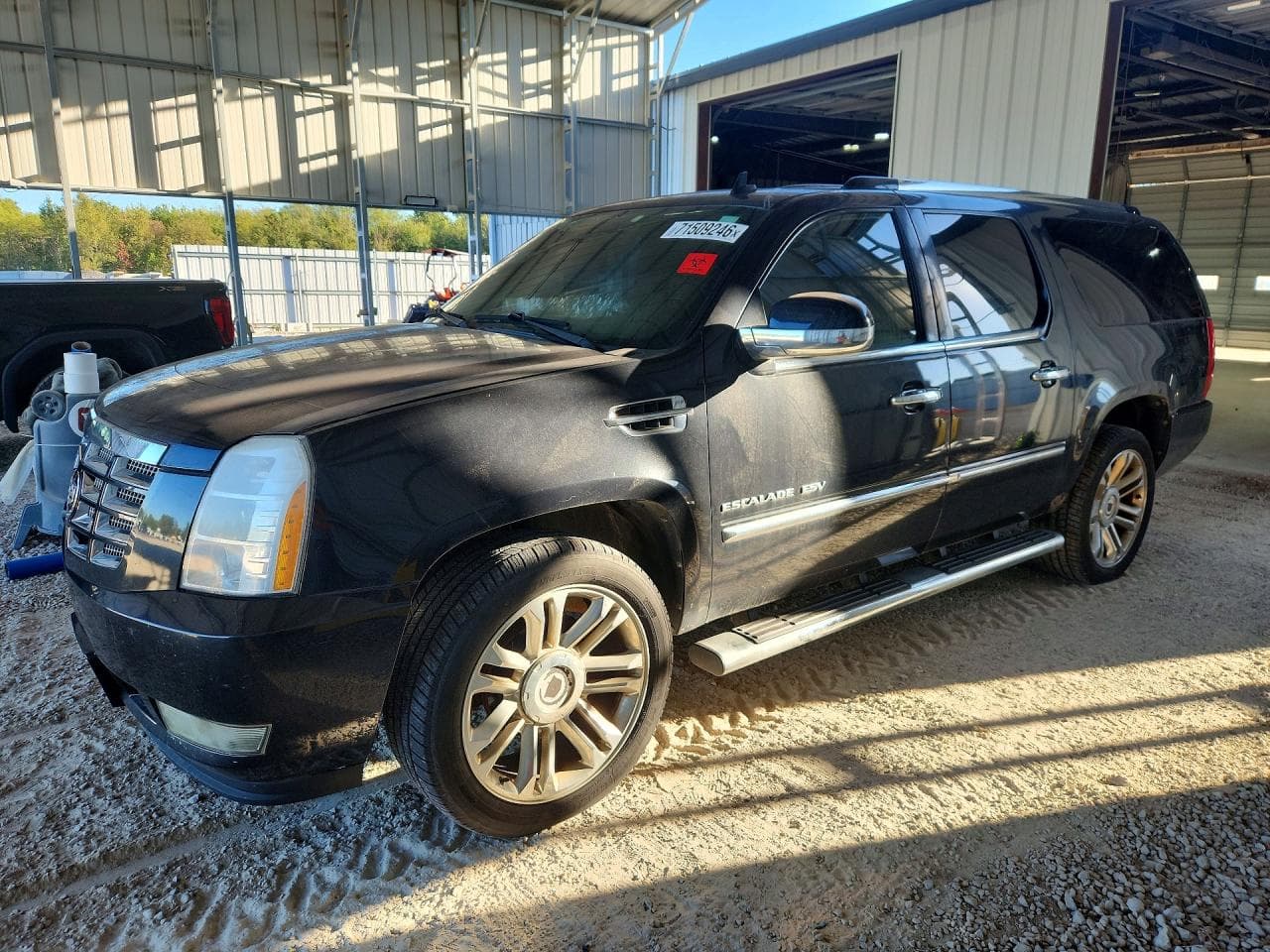 Cadillac Escalade 2011 z USA