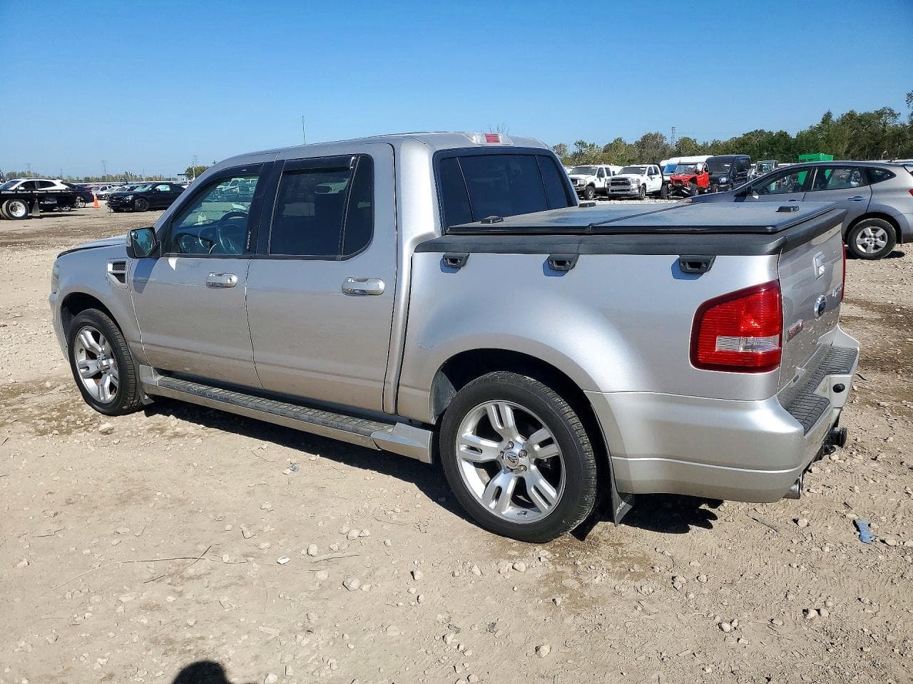 2008 Ford Explorer Sport Trac Limited - foto 2