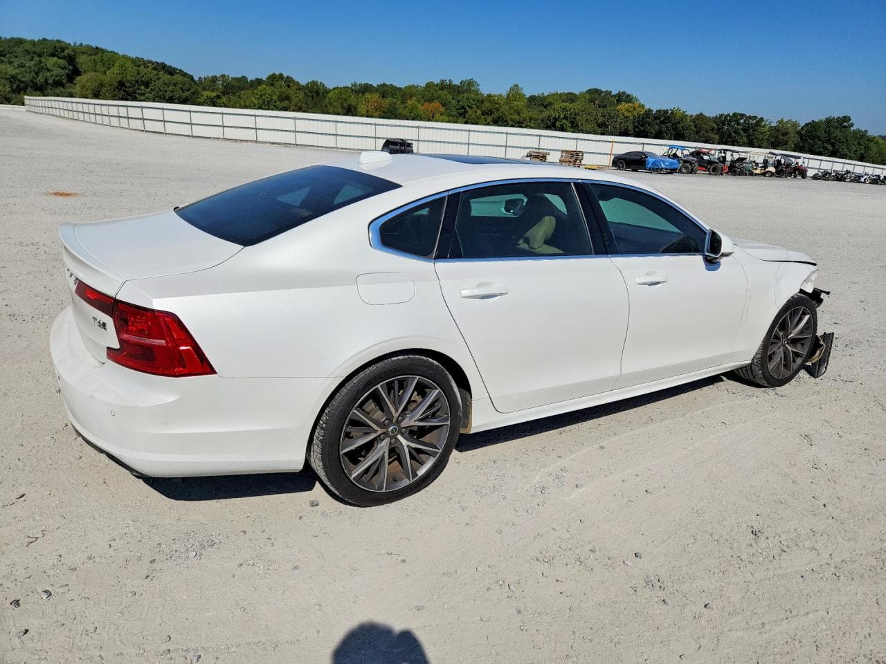 2020 Volvo S90 T6 Momentum - foto 3