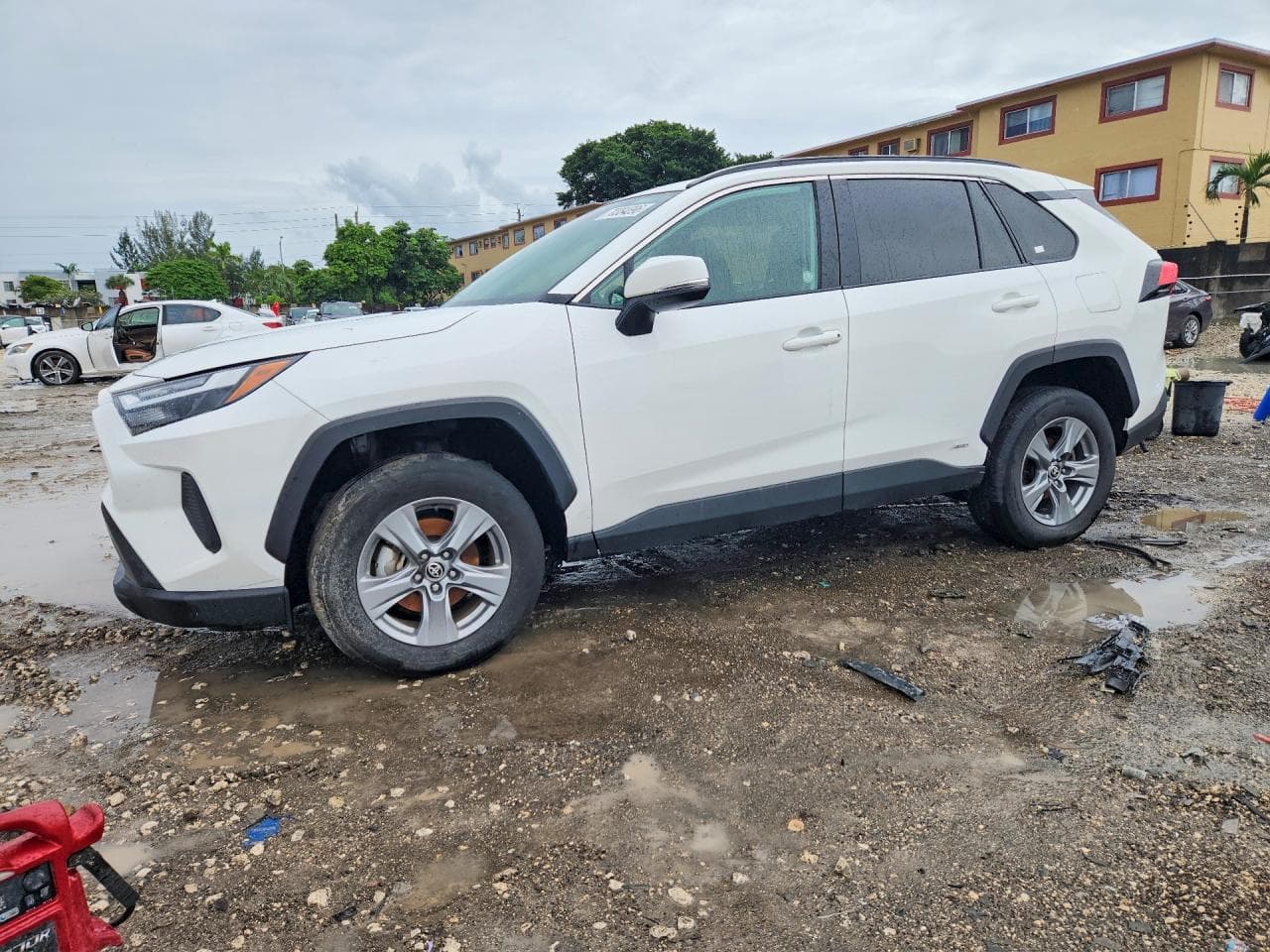 Toyota RAV 4 2025 z USA