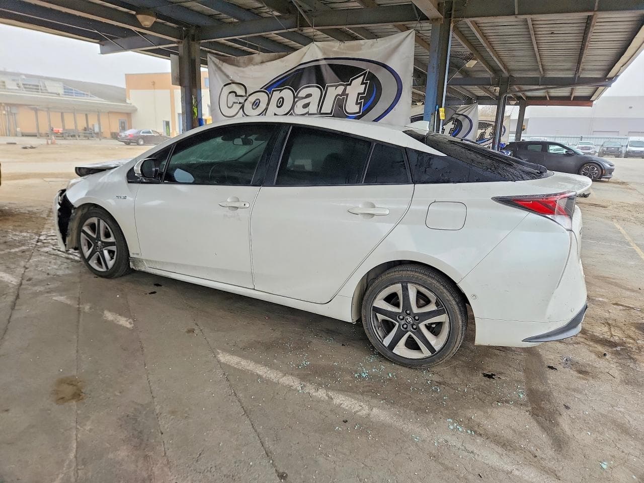 2018 Toyota Prius Three Touring - foto 2