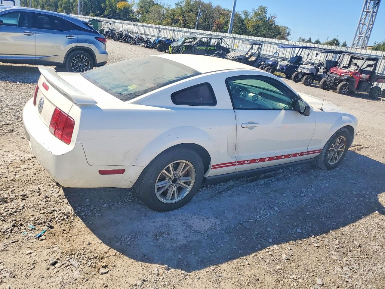 2005 Ford Mustang - foto 3