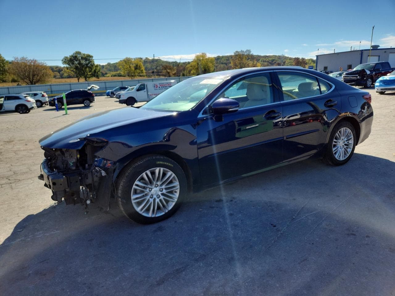 Lexus ES 2016 z USA