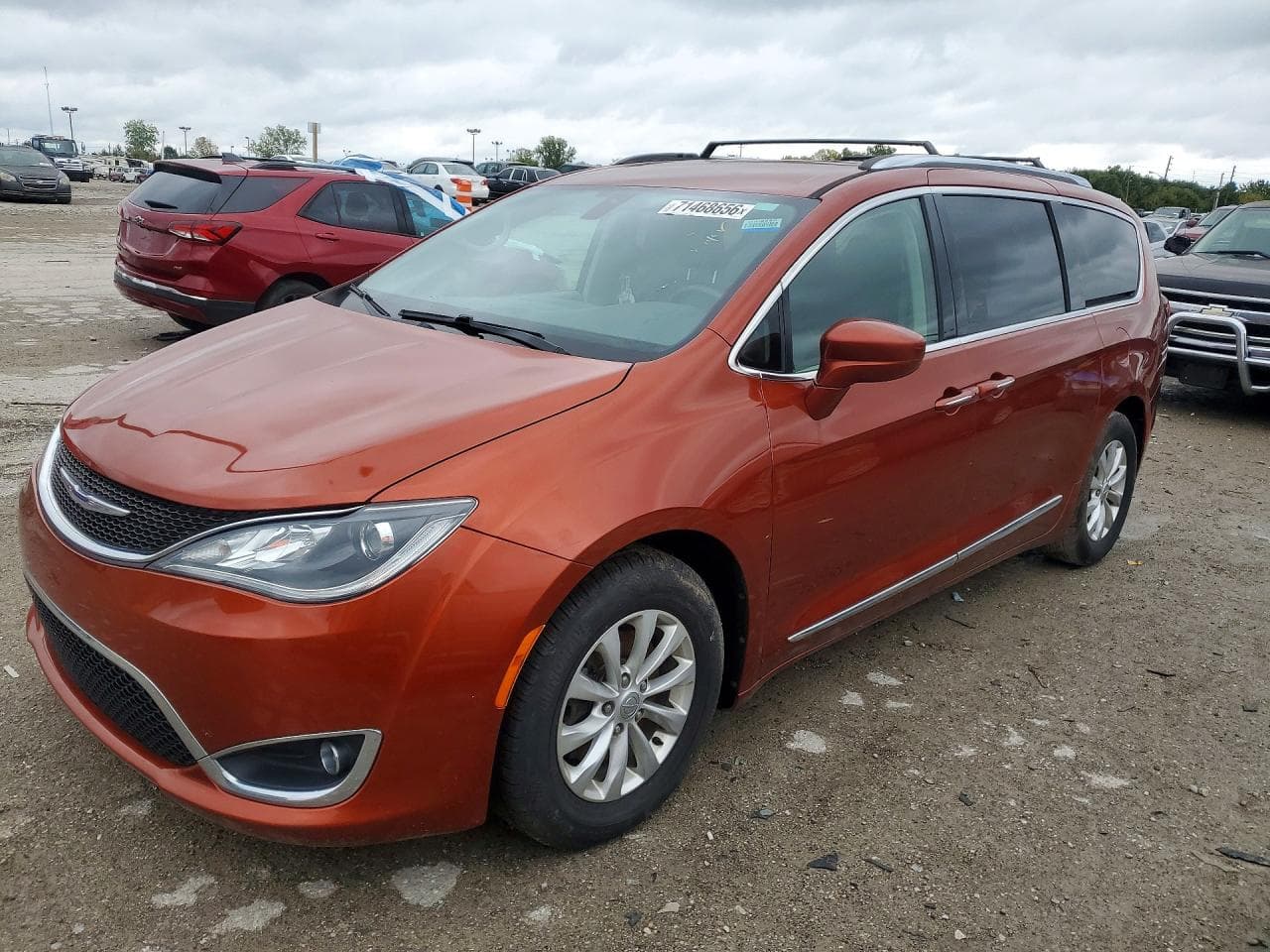 Chrysler Pacifica 2018 z USA