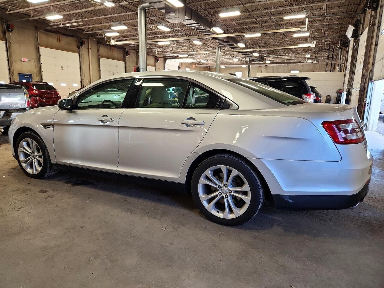 2013 Ford Taurus Sel - foto 2