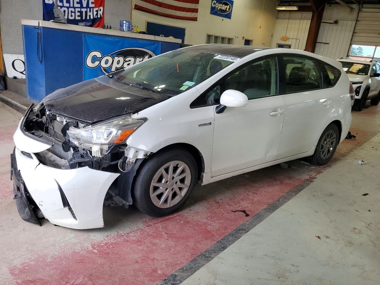 Toyota Prius v (+) 2016 z USA