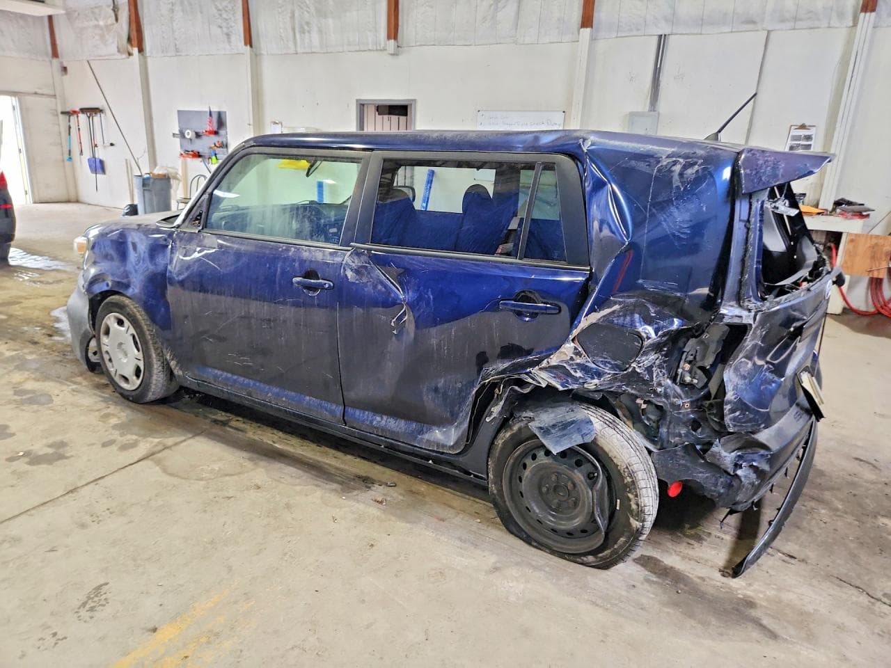2013 Scion Xb Base - foto 2