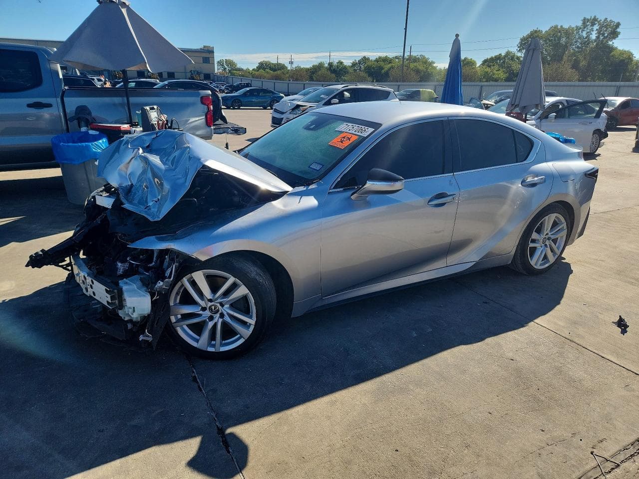 Lexus IS 2021 z USA
