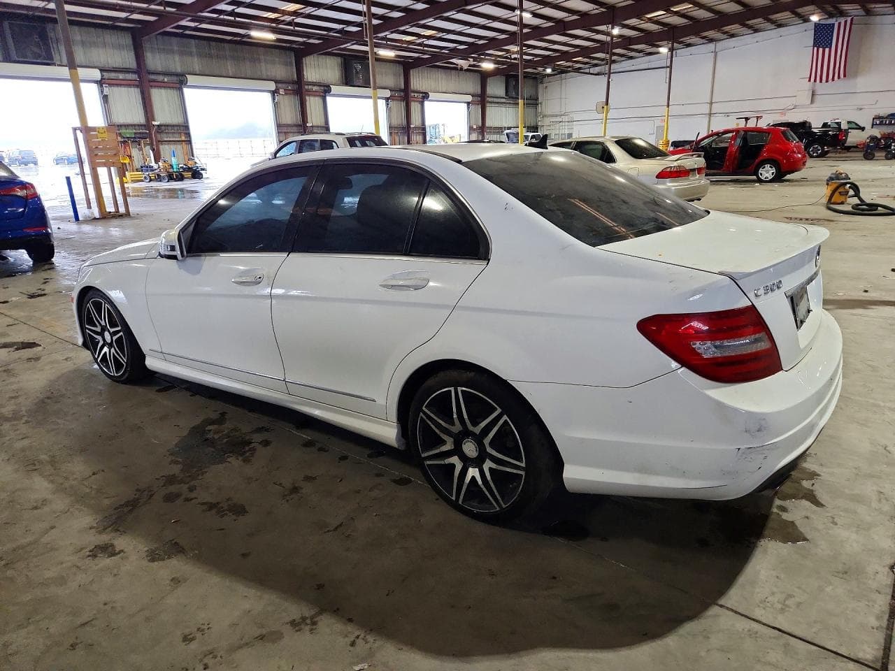 2013 Mercedes-Benz C 300 4Matic - foto 2
