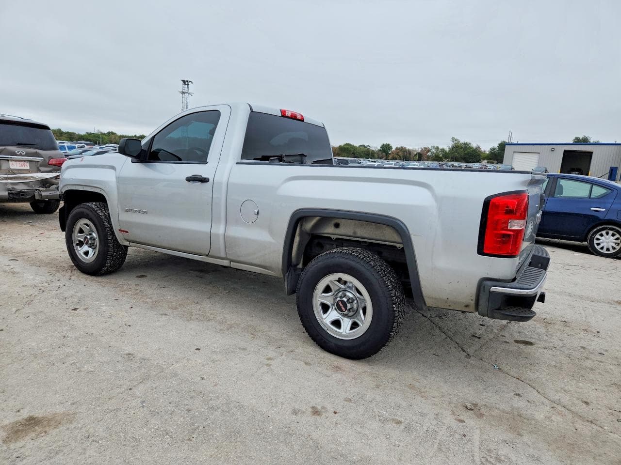 2014 GMC Sierra C1500 - foto 2