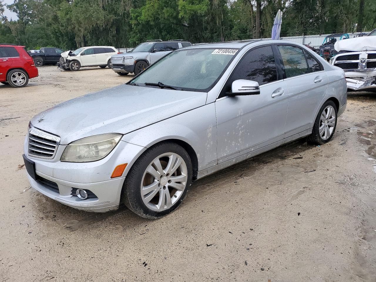 Mercedes-Benz C-klasse 2011 z USA