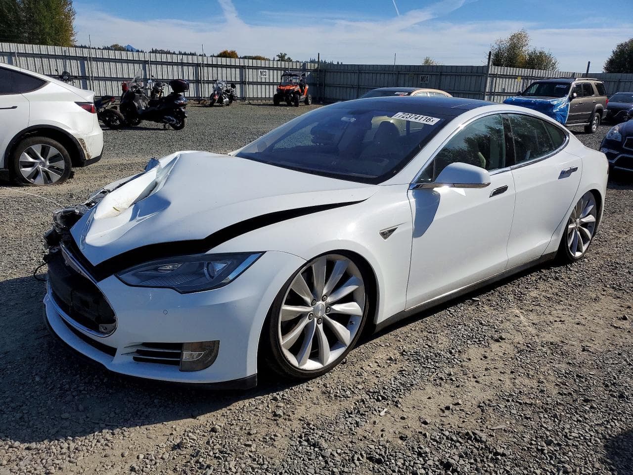 Tesla Model S 2014 z USA
