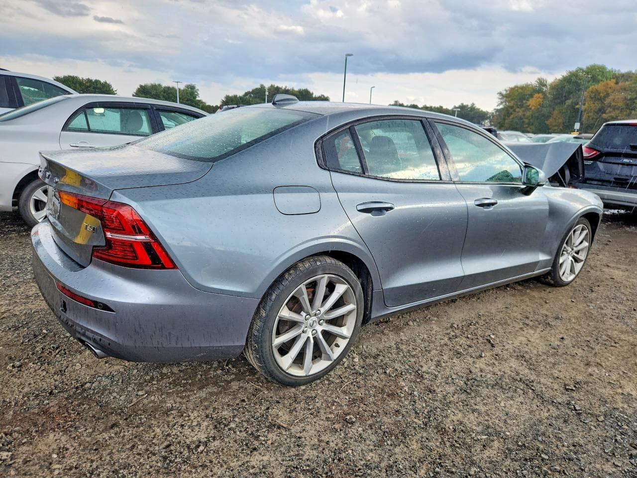 2020 Volvo S60 T6 Momentum - foto 3