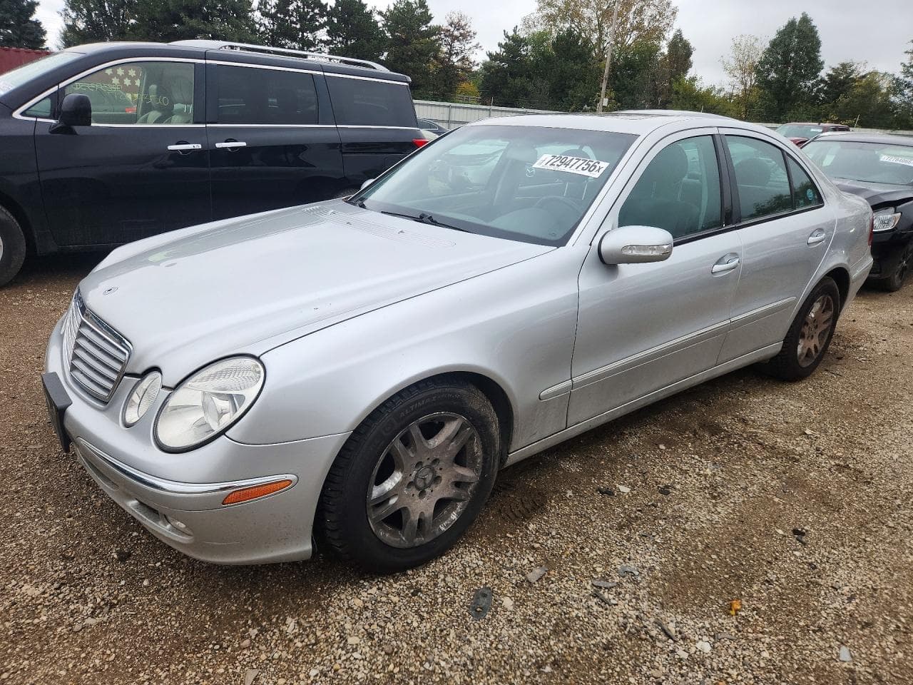 Mercedes-Benz E-klasse 2005 z USA