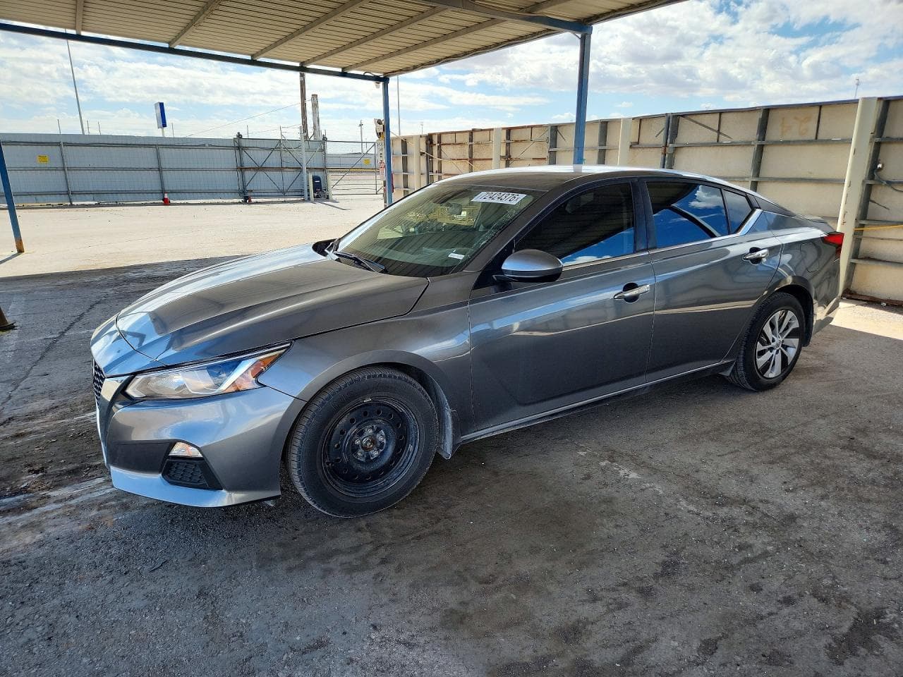 Nissan Altima 2022 z USA