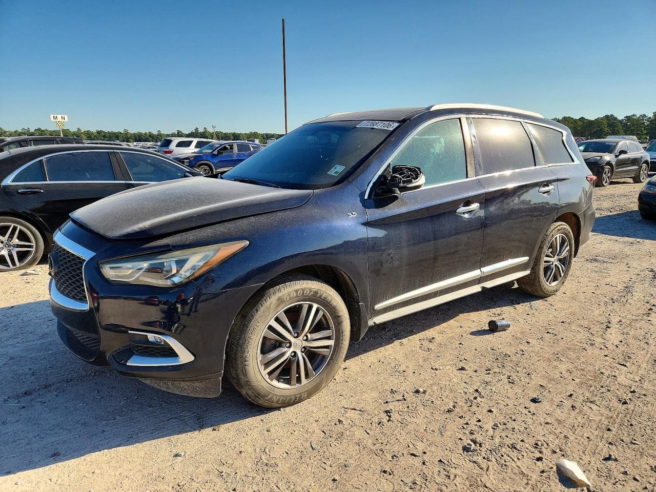 Infiniti QX60 2016 z USA