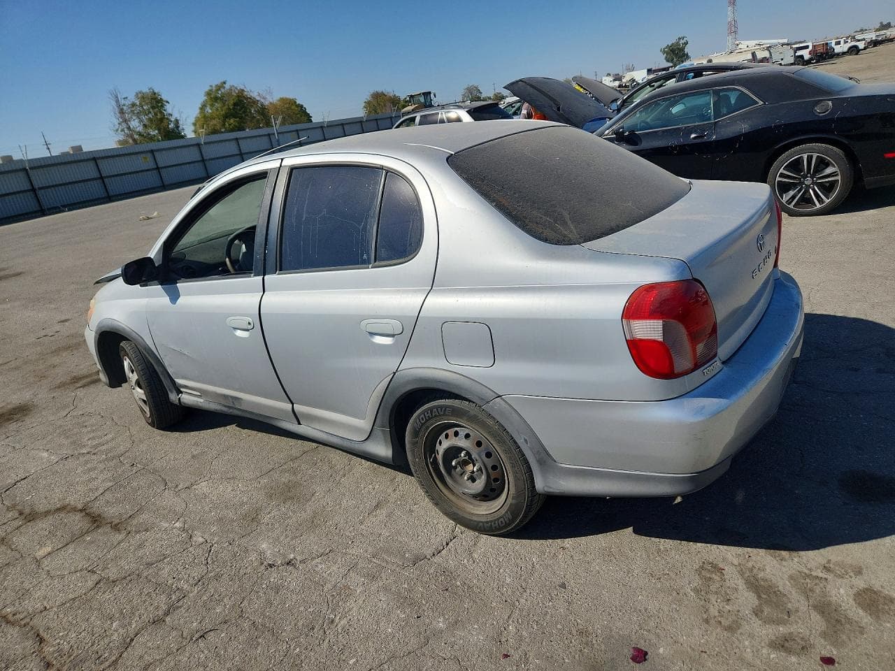2001 Toyota Echo Base - foto 2