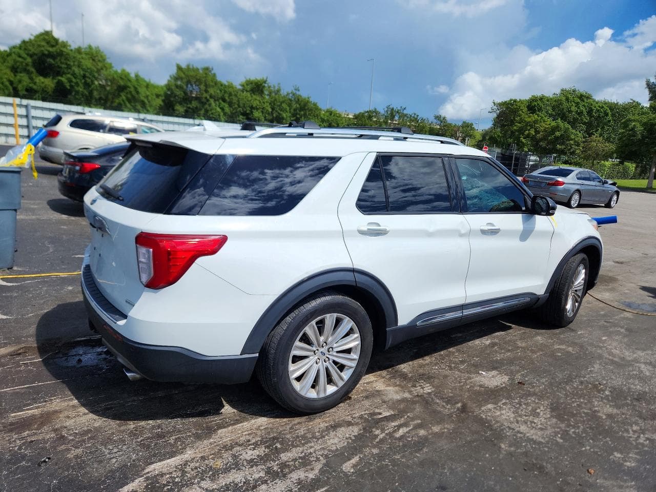 2020 Ford Explorer Limited - foto 3