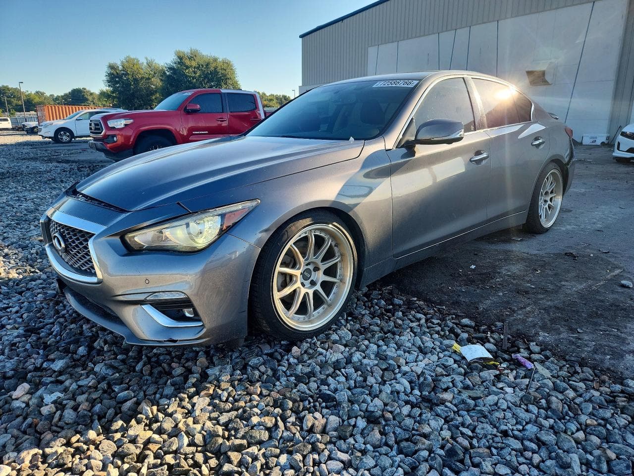Infiniti Q50 2021 z USA