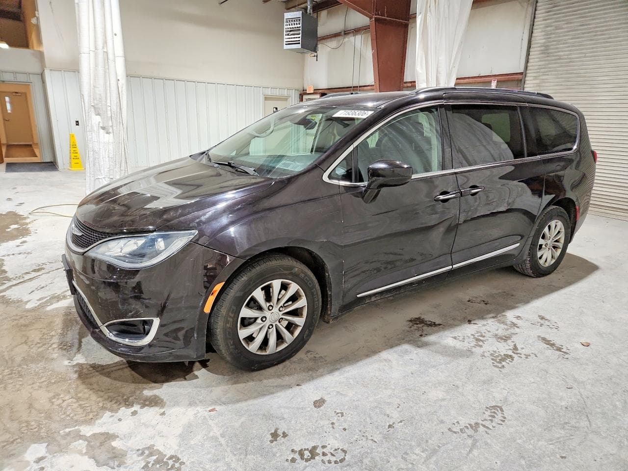 Chrysler Pacifica 2017 z USA