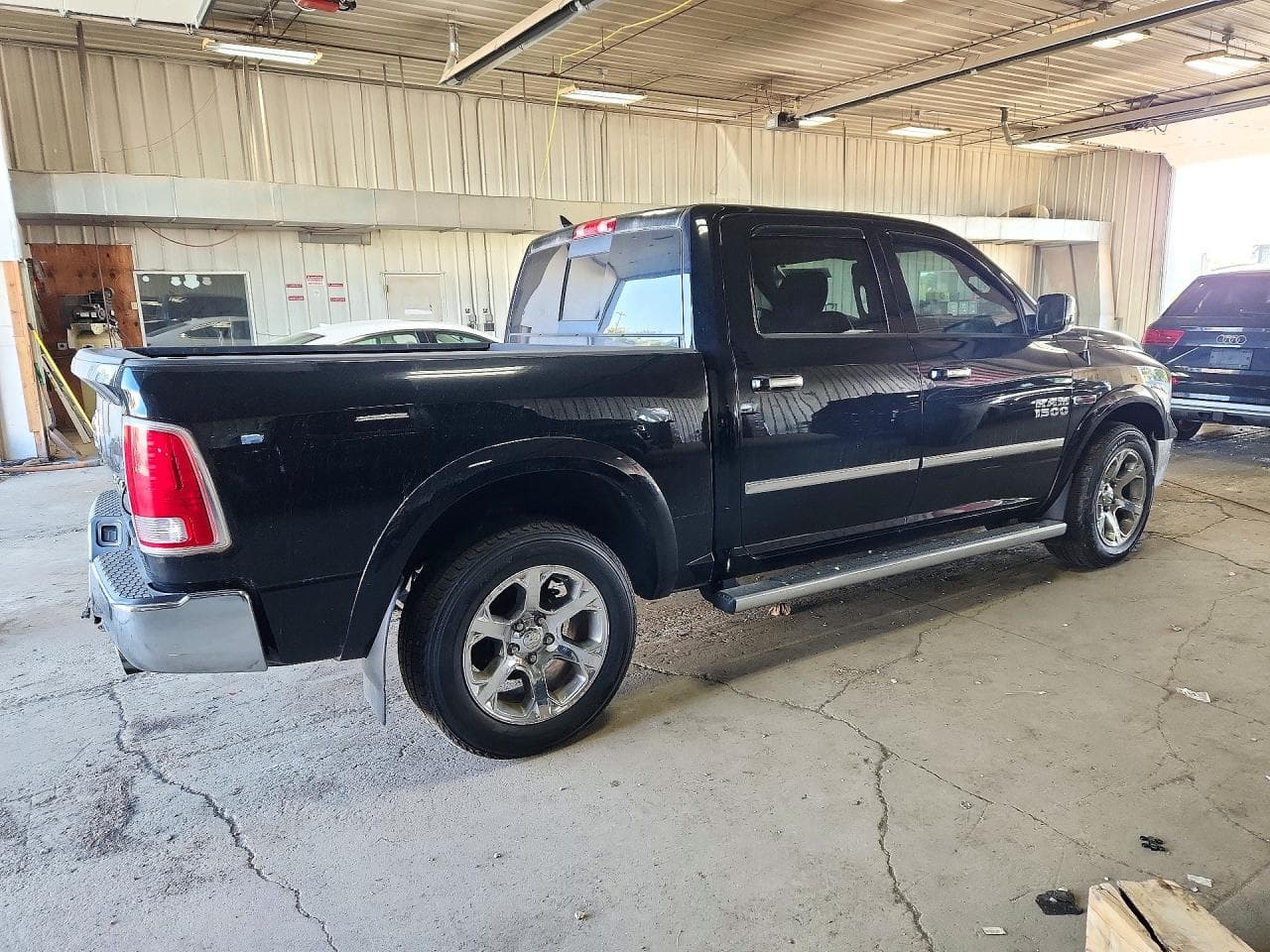 2015 Ram 1500 Laramie - foto 3