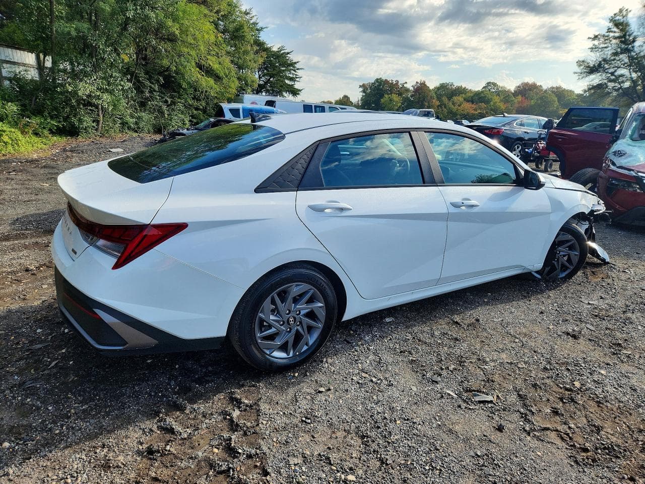 2026 Hyundai Elantra Hybrid Blue - foto 3