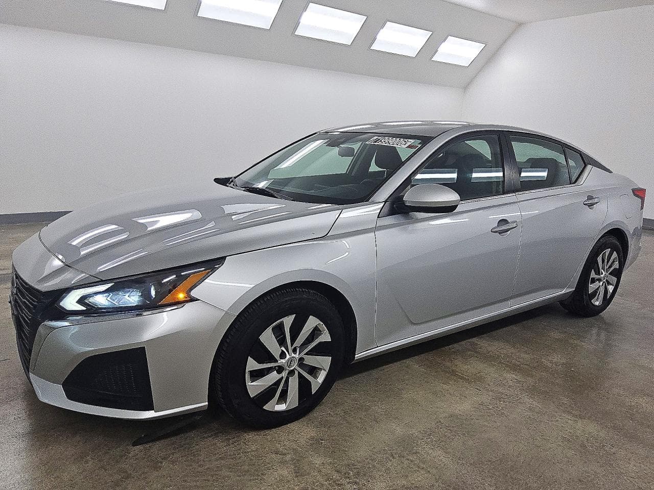 Nissan Altima 2023 z USA