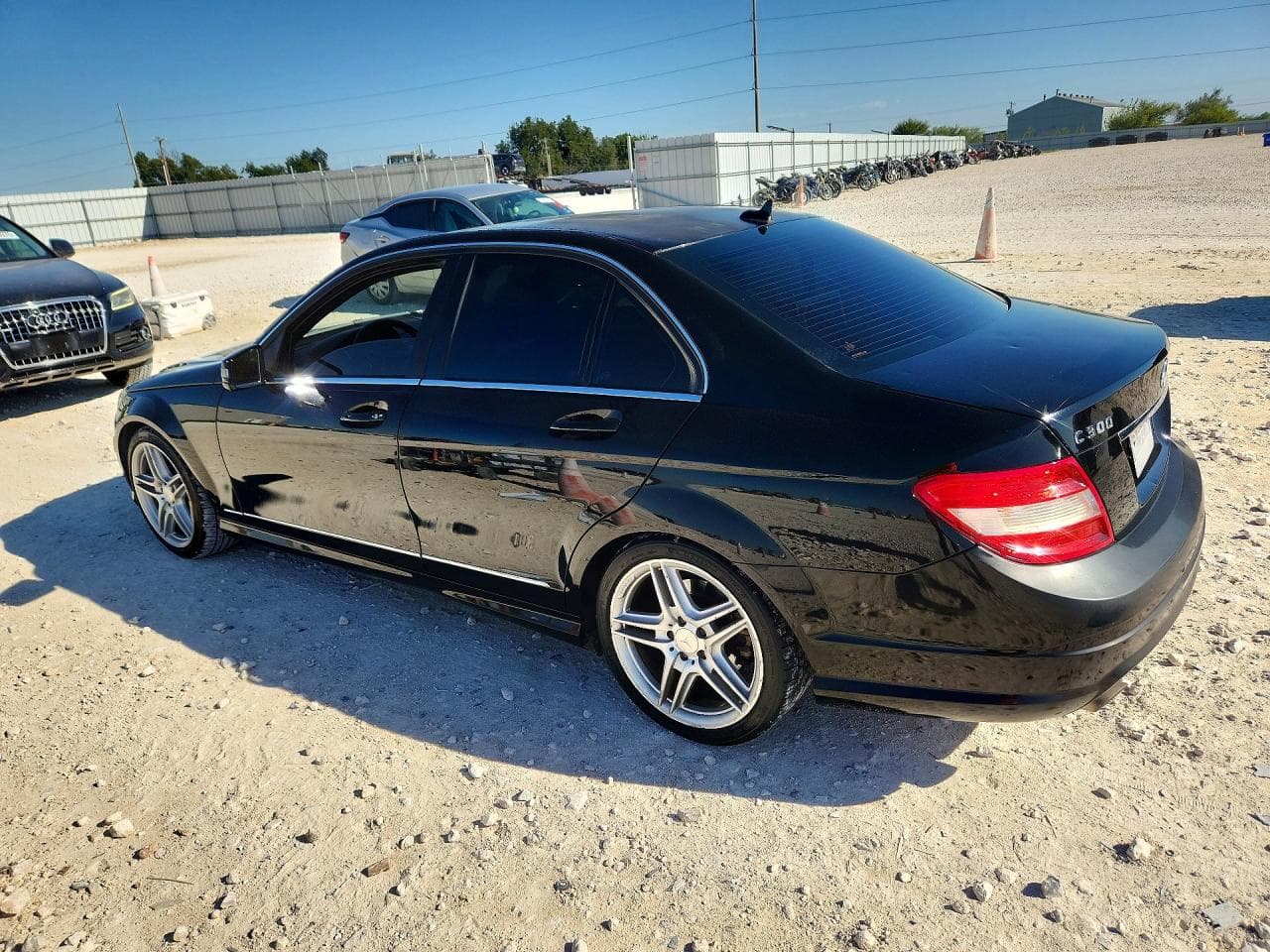 2011 Mercedes-Benz C 300 - foto 2