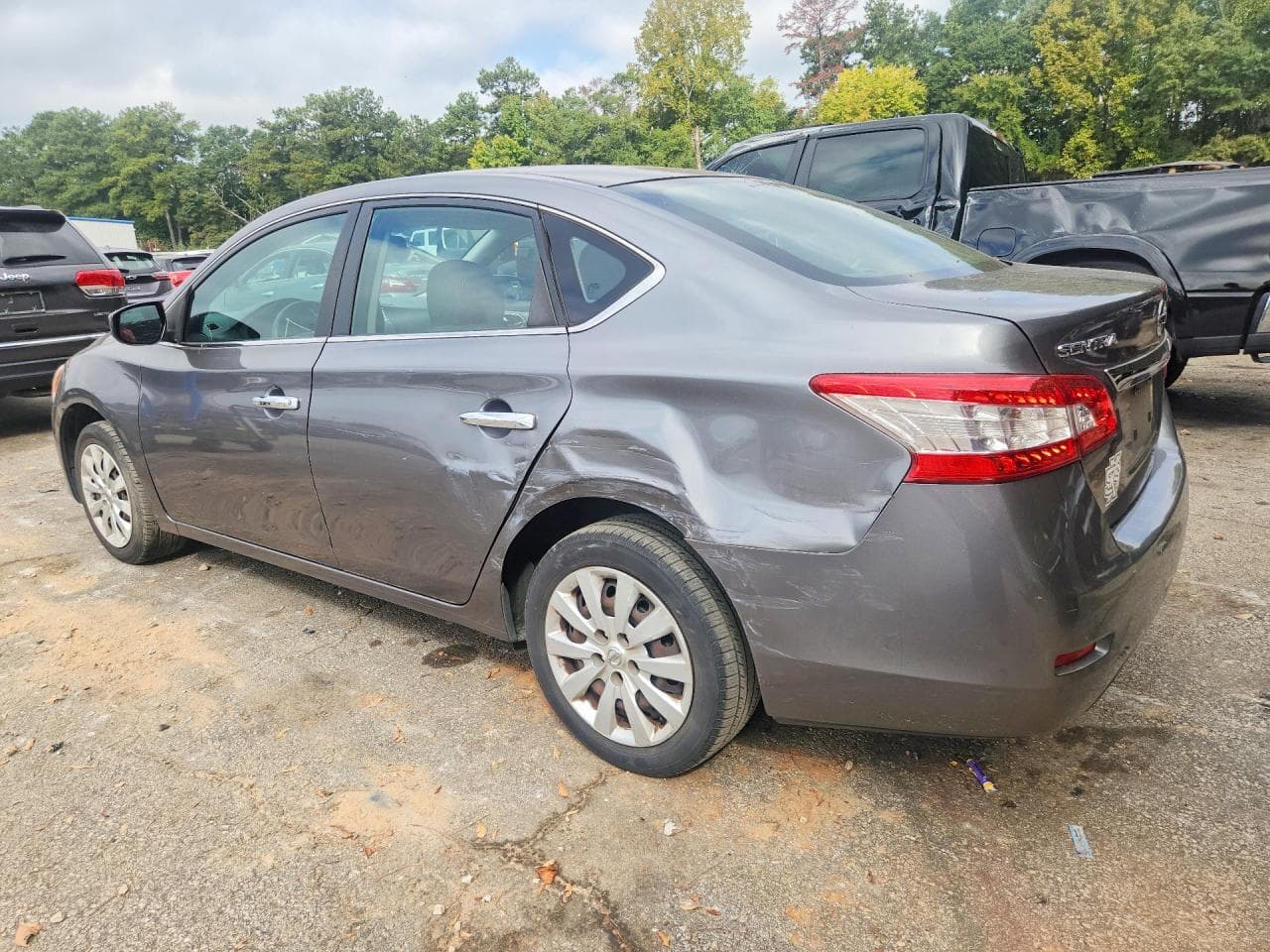 2015 Nissan Sentra S - foto 2