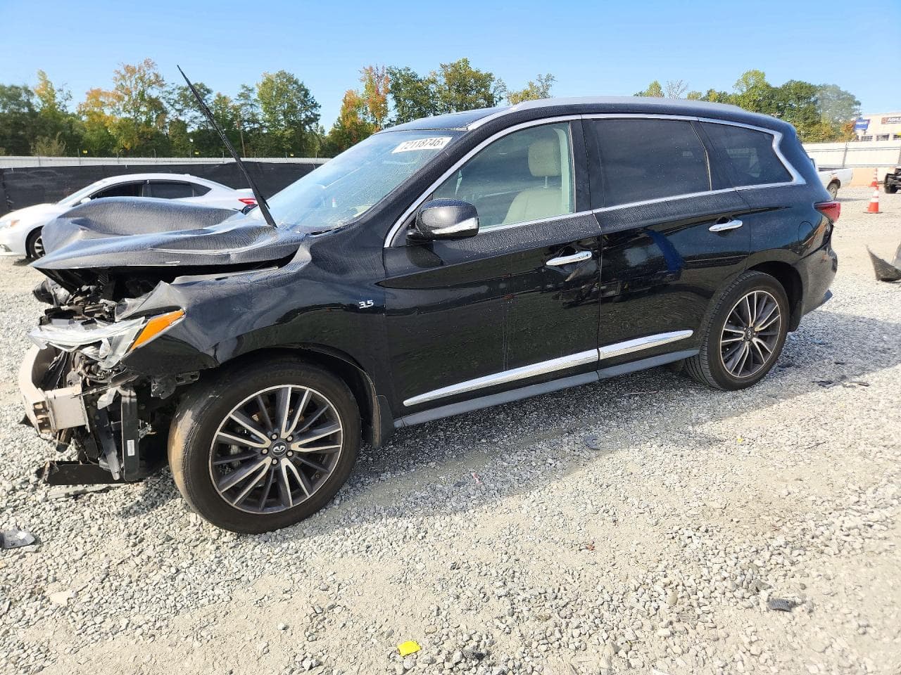 Infiniti QX60 2019 z USA