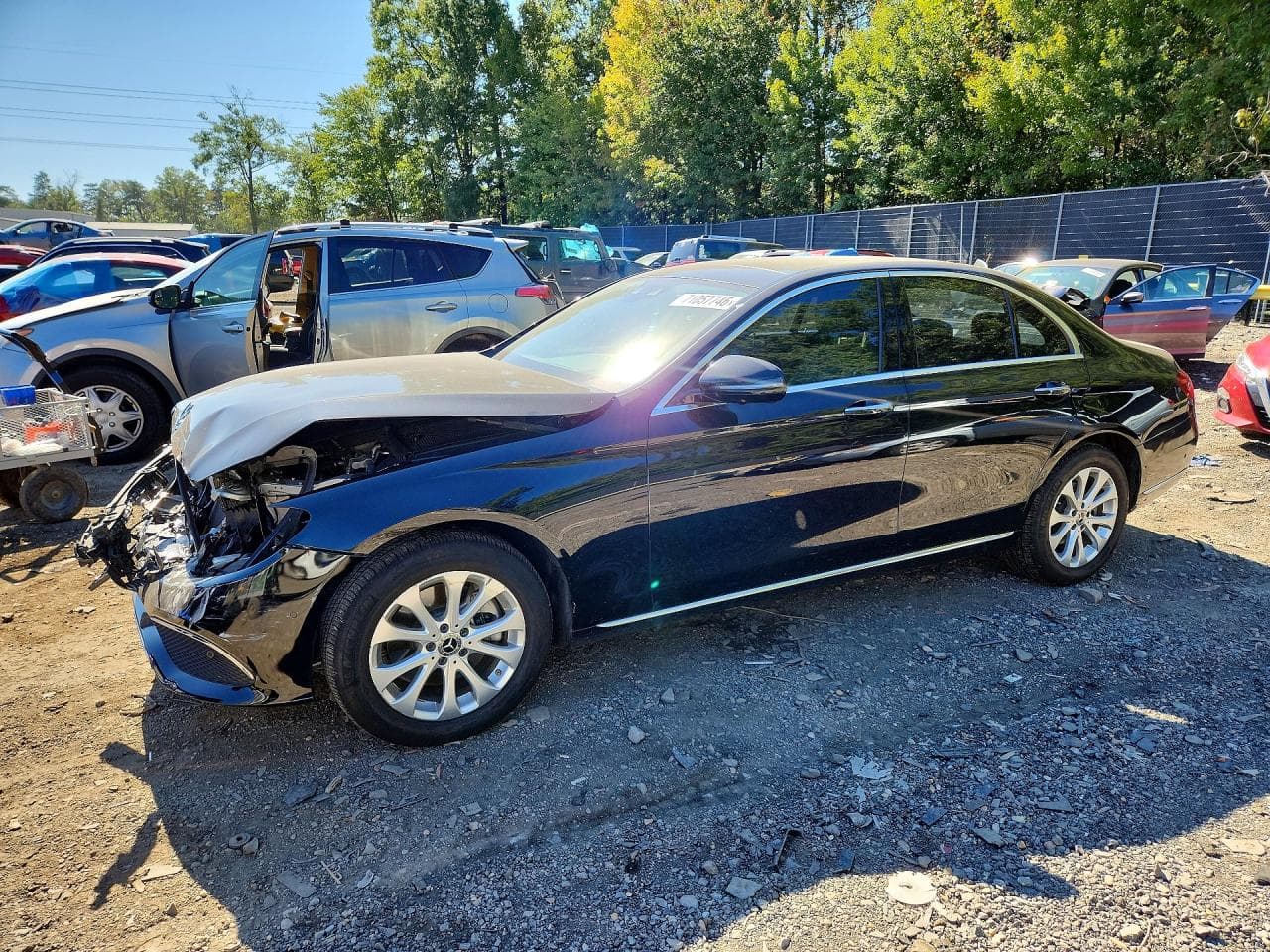 Mercedes-Benz E-klasse 2018 z USA