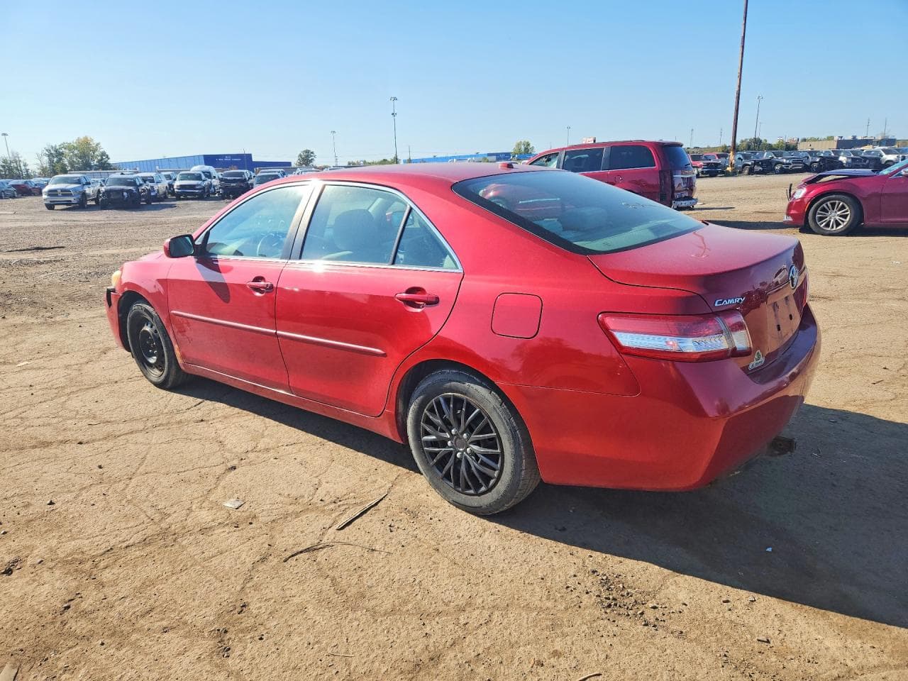 2011 Toyota Camry Le - foto 2