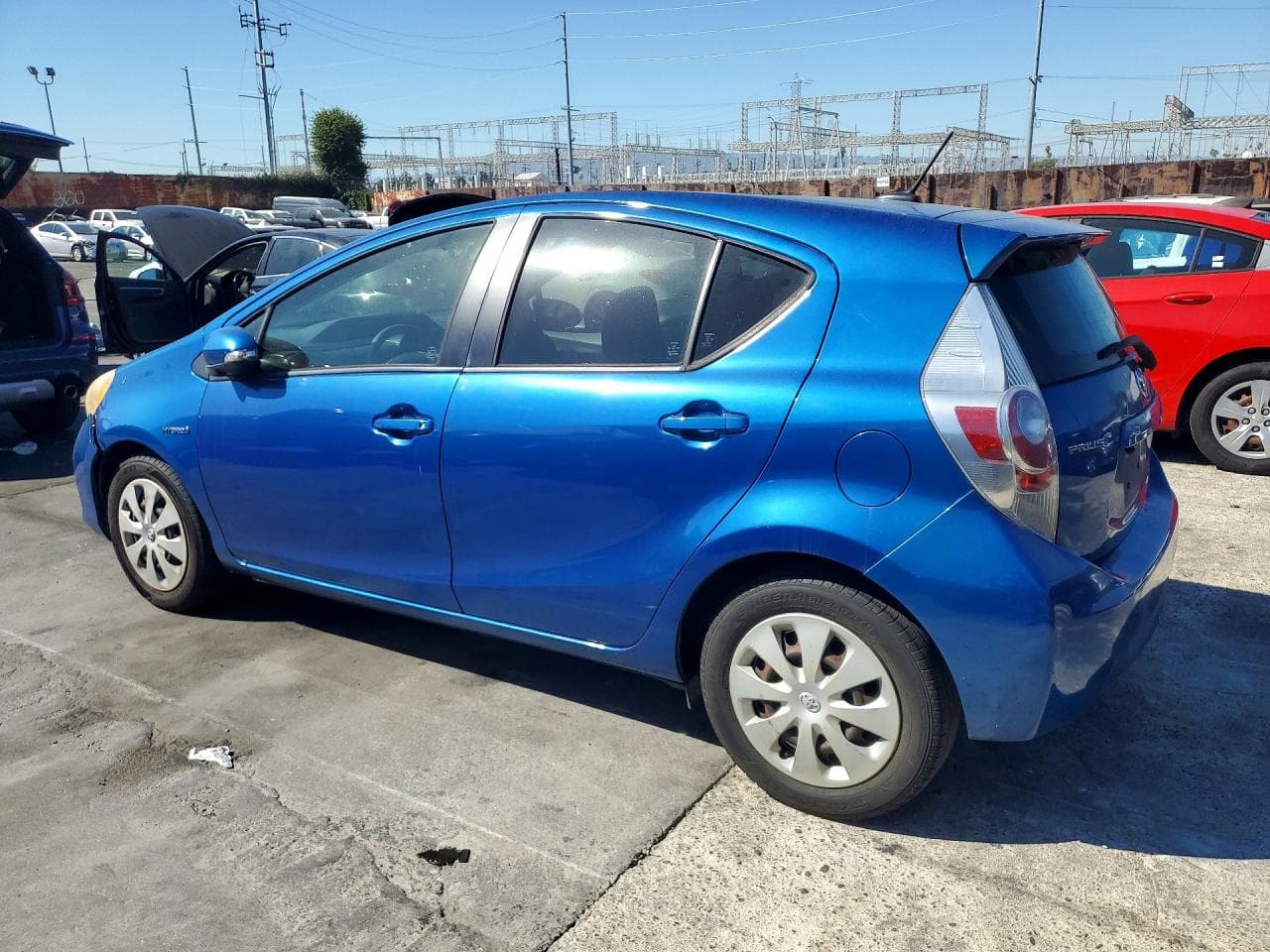 2013 Toyota Prius C Three - foto 2