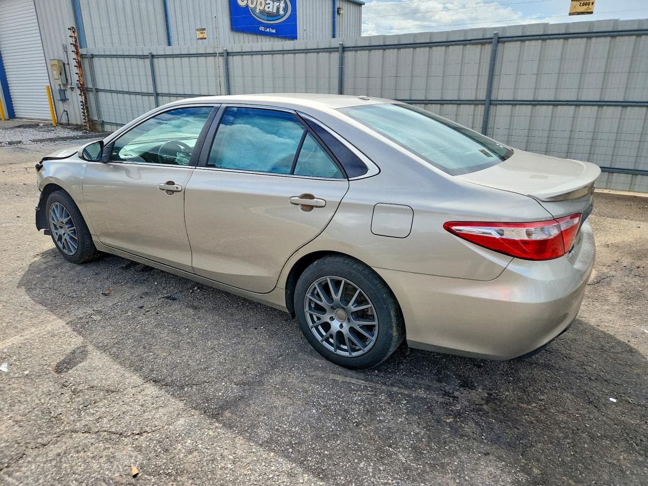 2017 Toyota Camry Se - foto 2