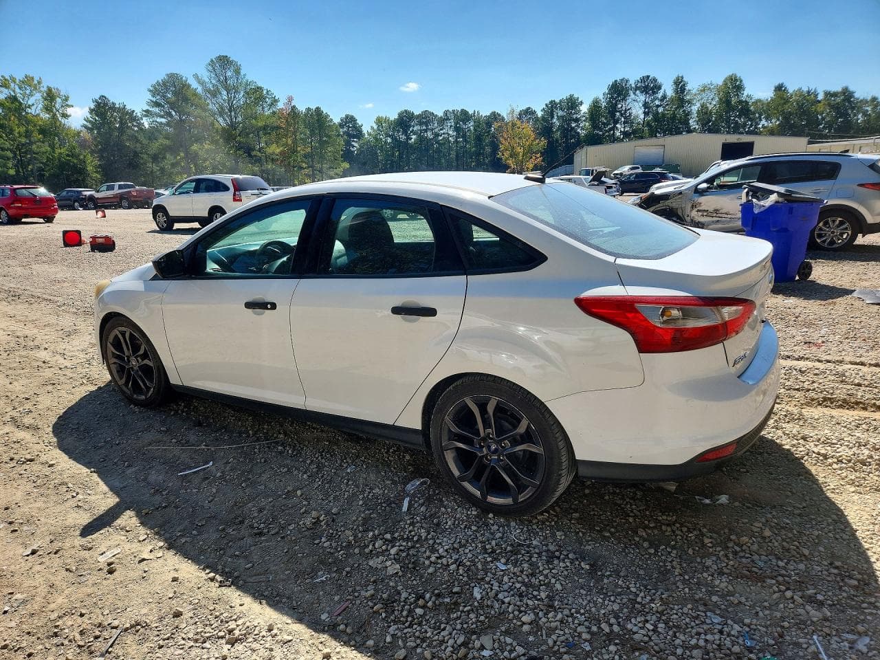 2014 Ford Focus S - foto 2
