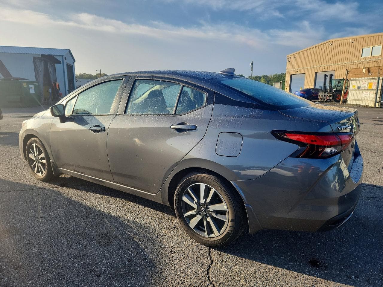2025 Nissan Versa Sv - foto 2