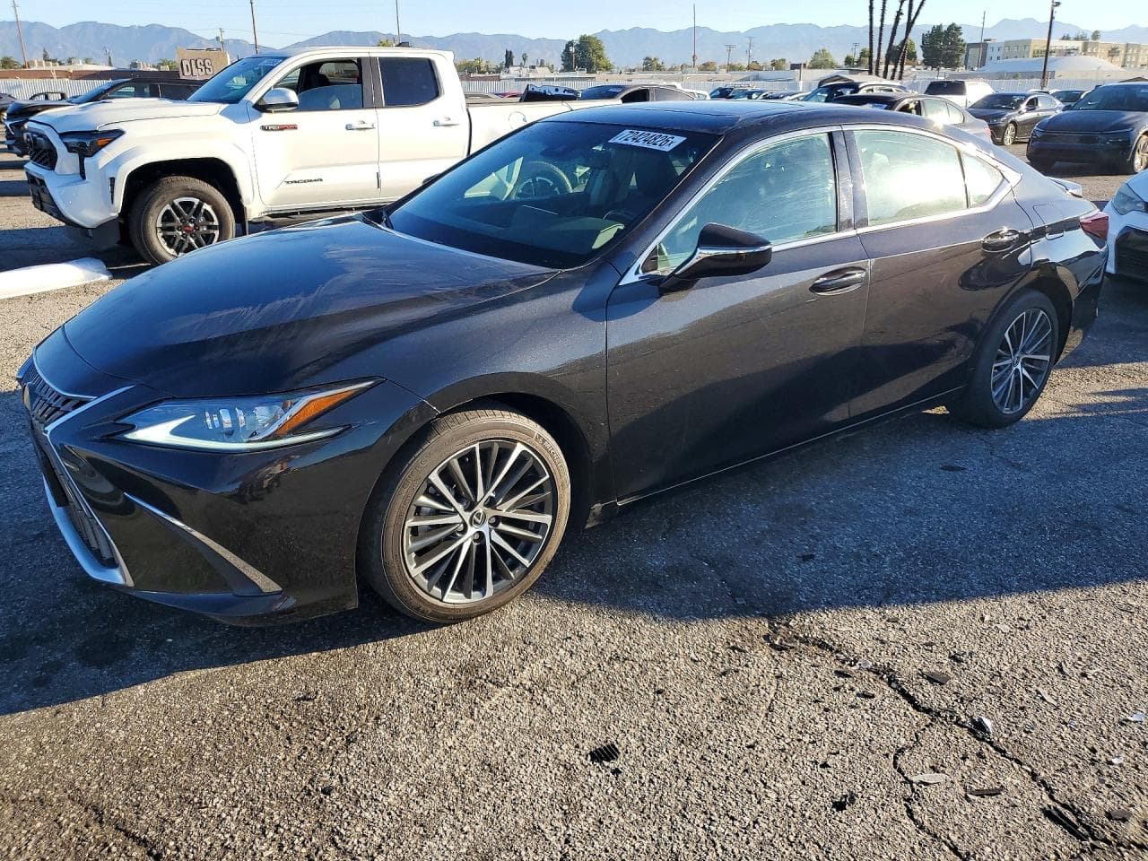 Lexus ES 2025 z USA