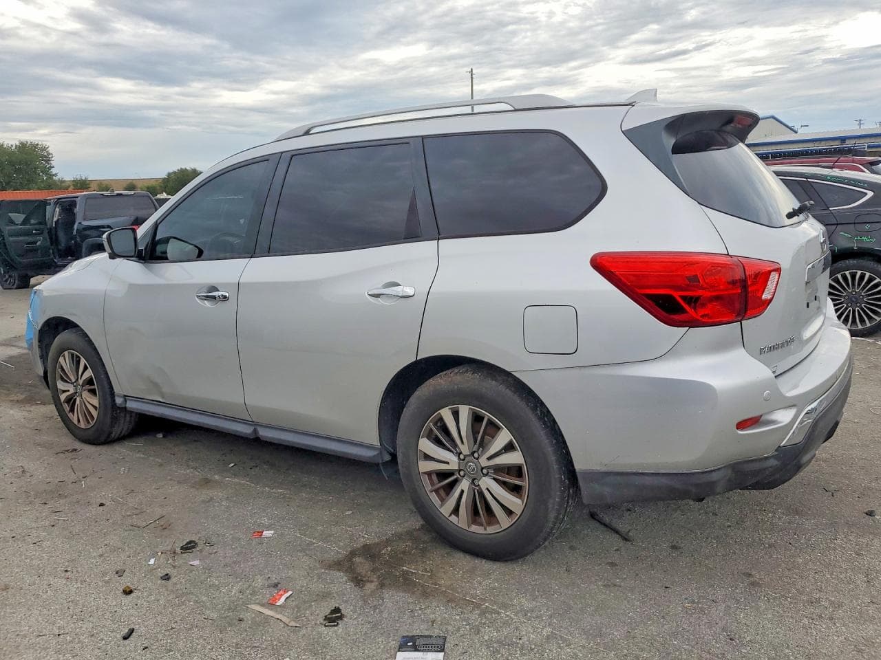 2020 Nissan Pathfinder Sl - foto 2