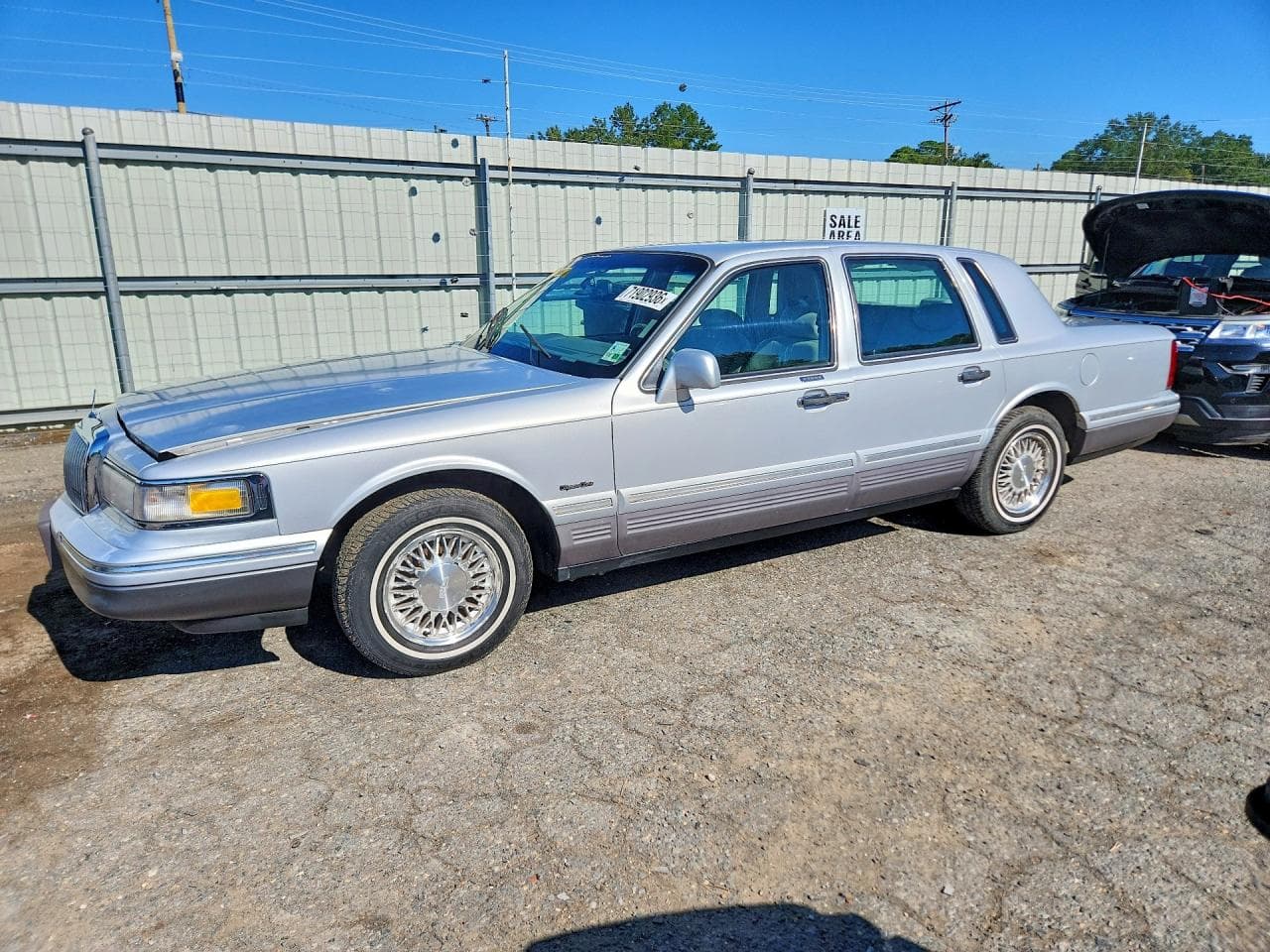 Lincoln Town Car 1997 z USA