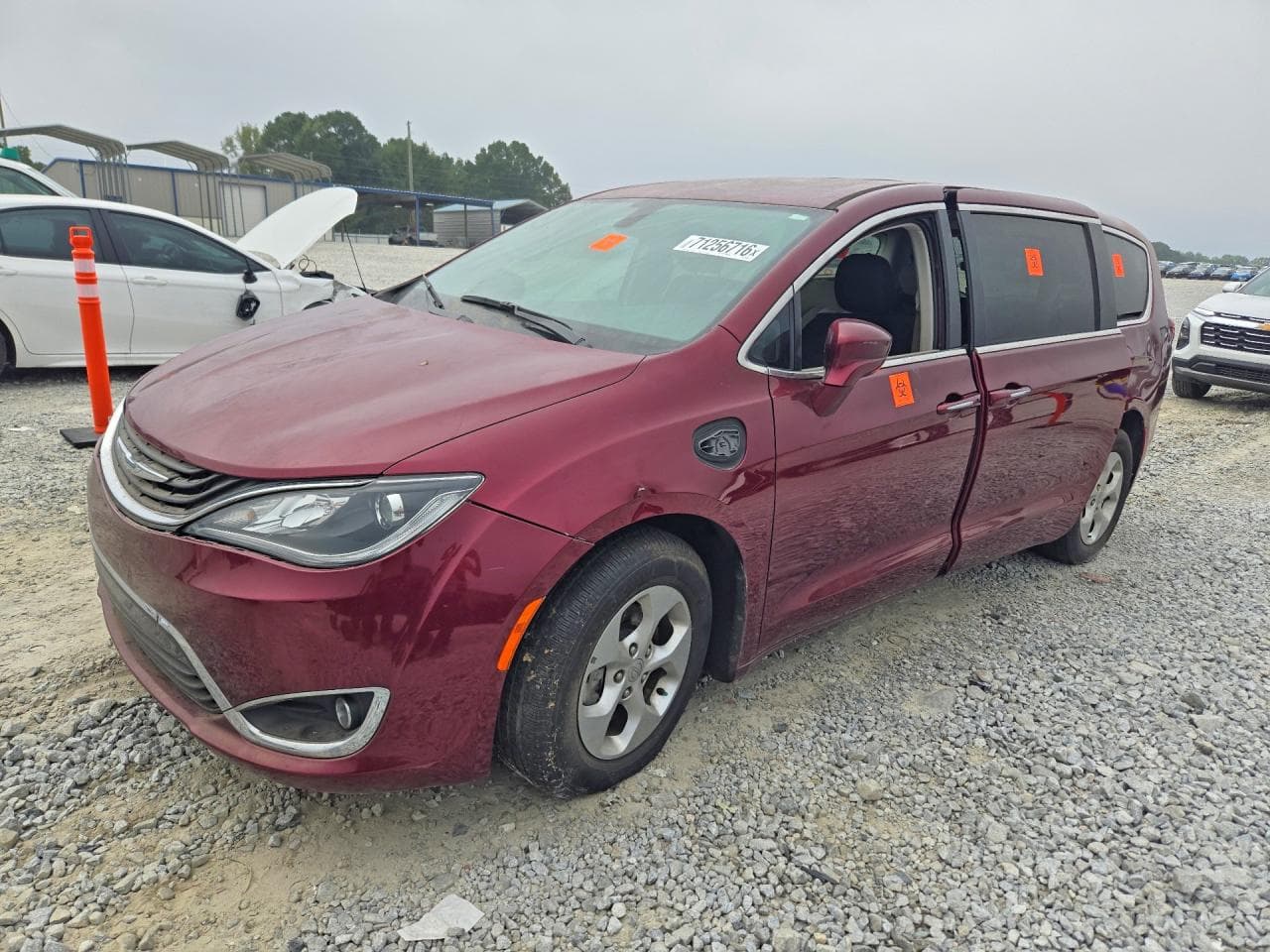 Chrysler Pacifica 2018 z USA