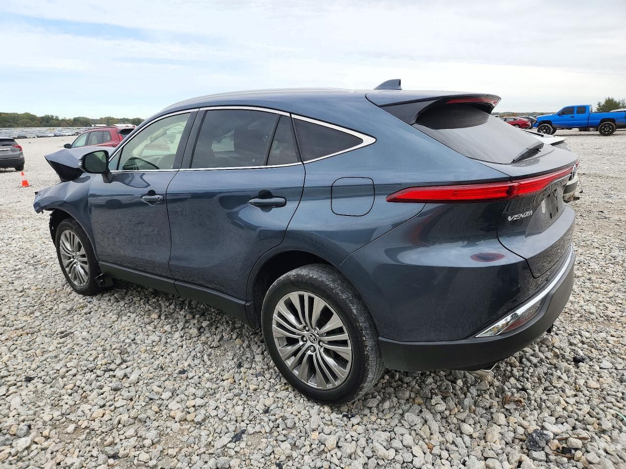 2022 Toyota Venza Limited - foto 2