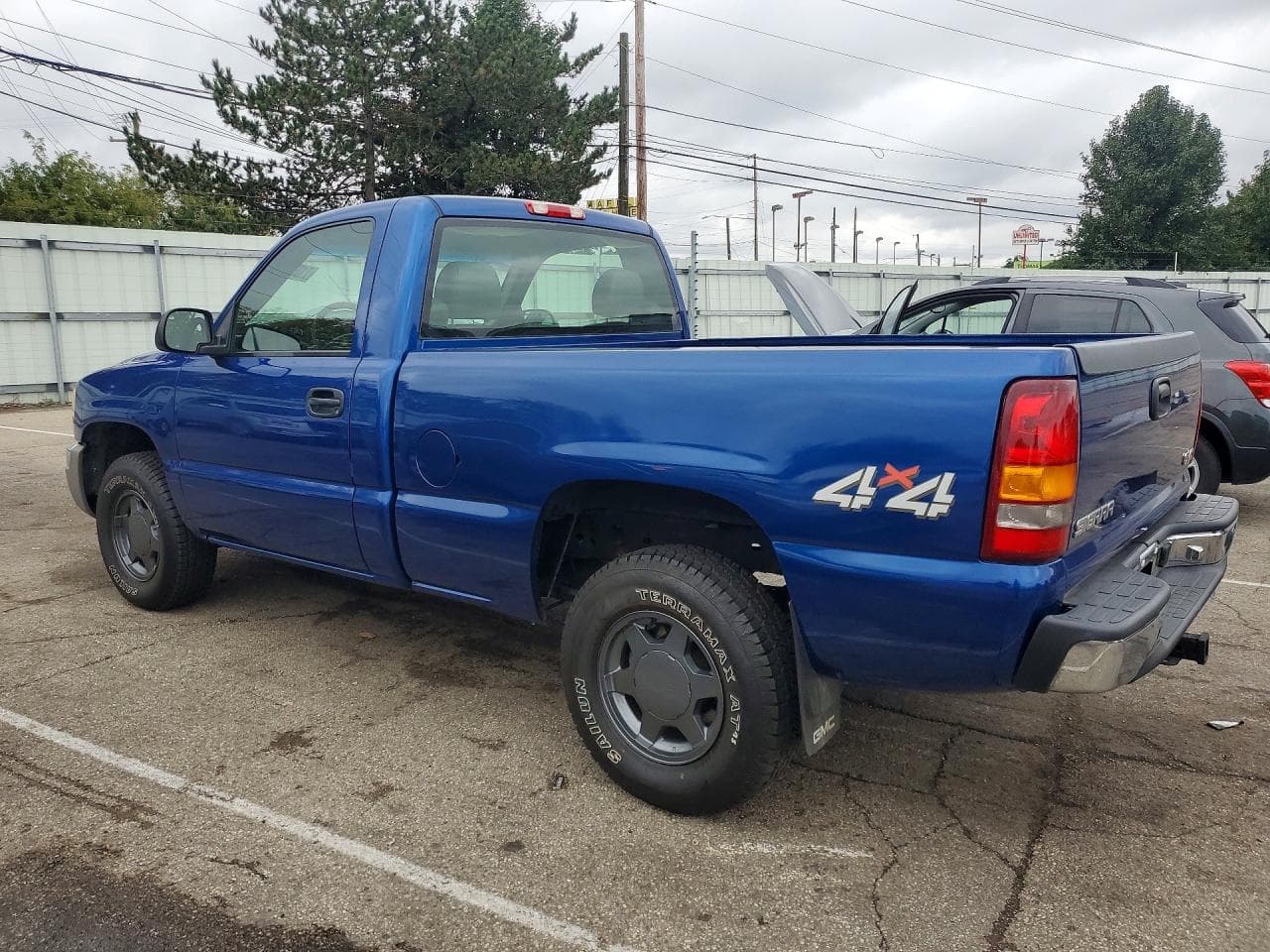2003 GMC New Sierra K1500 - foto 2