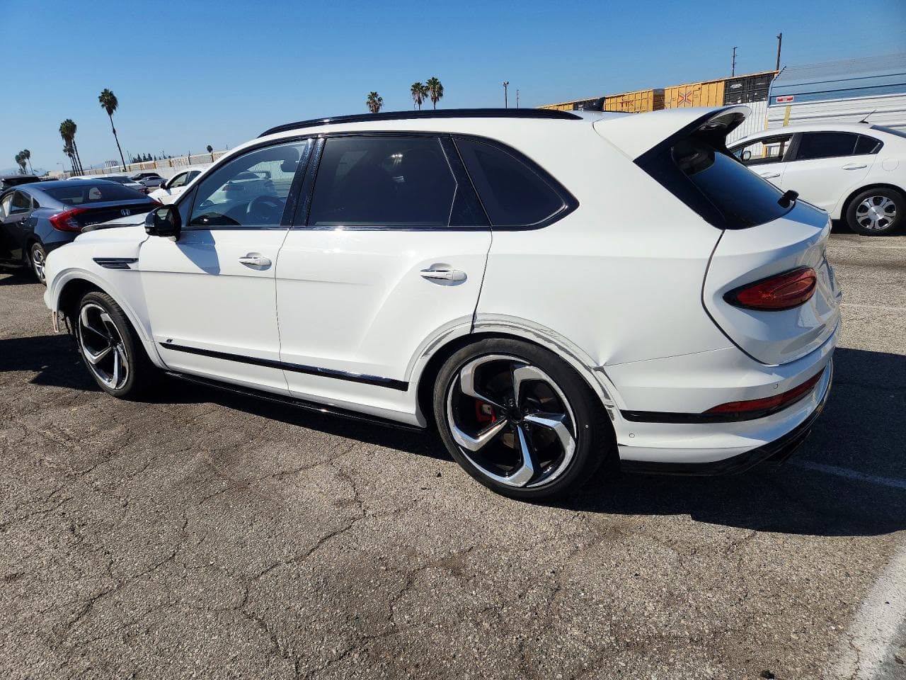 2023 Bentley Bentayga - foto 2